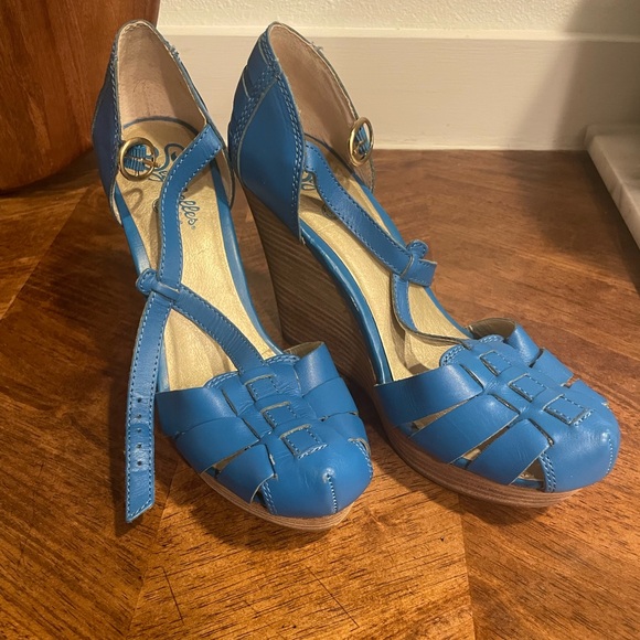 Seychelles Blue Wedge Sandals - Picture 4 of 7